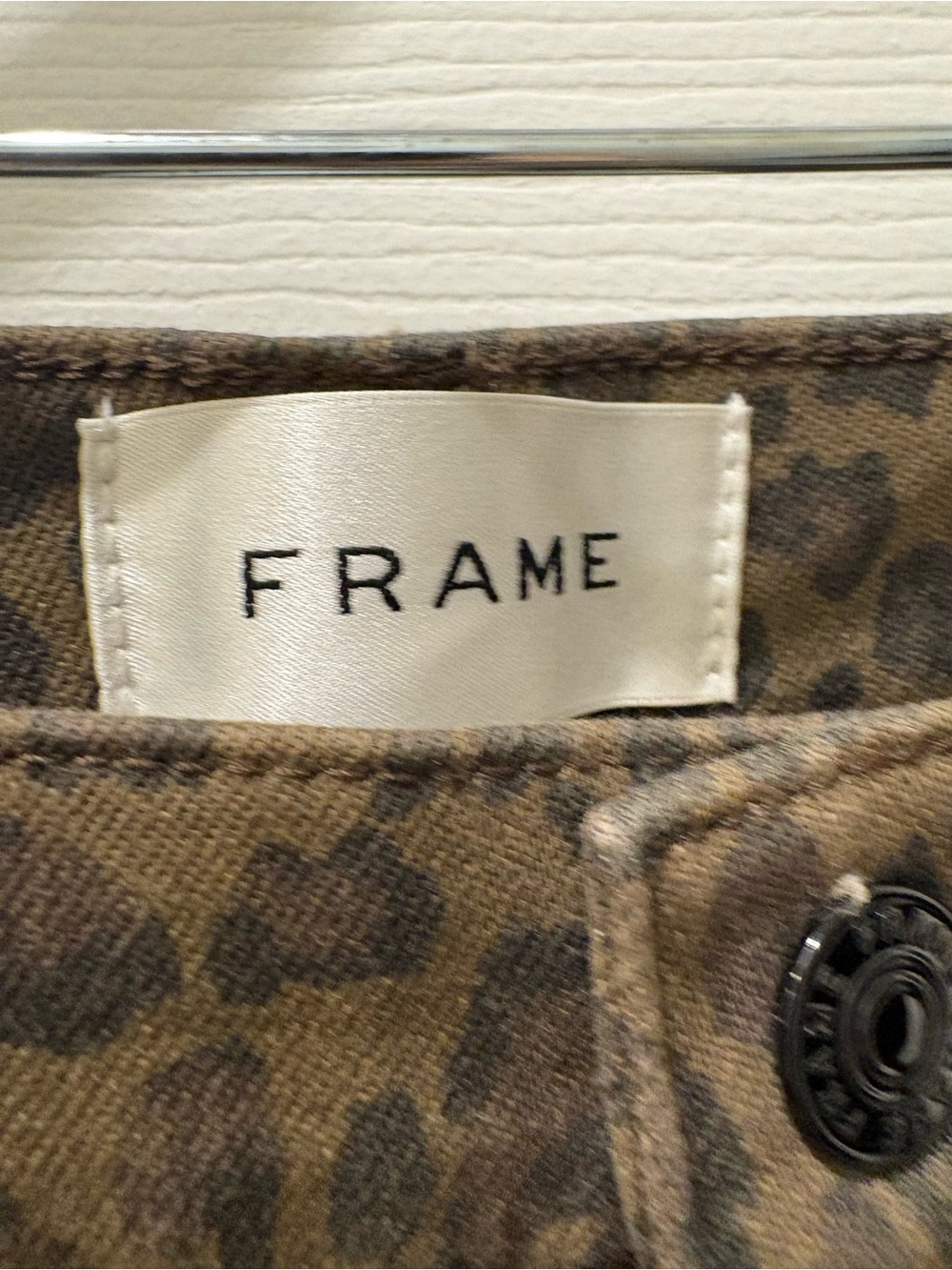 NWT FRAME Le Sleek Straight Leopard Print Jeans Women’s 29 High Rise $268 - Picture 7 of 10